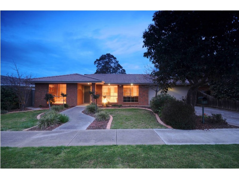 271 Centenary Avenue, Melton West VIC 3337