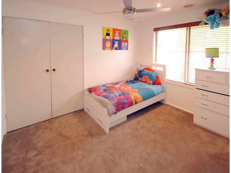 271 Centenary Avenue, Melton West VIC 3337