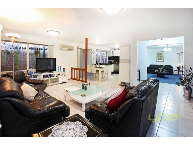 2 Northcott Street, Melton South VIC 3338