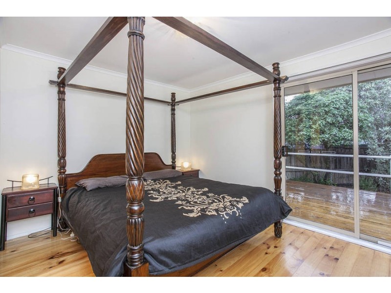 1 Paloma Place, Melton West VIC 3337