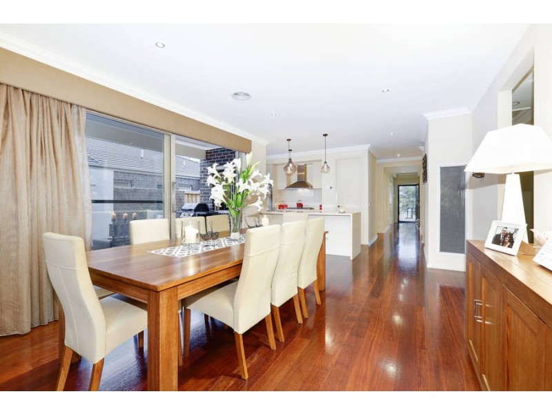 17 Glenelly Street, Melton South VIC 3338