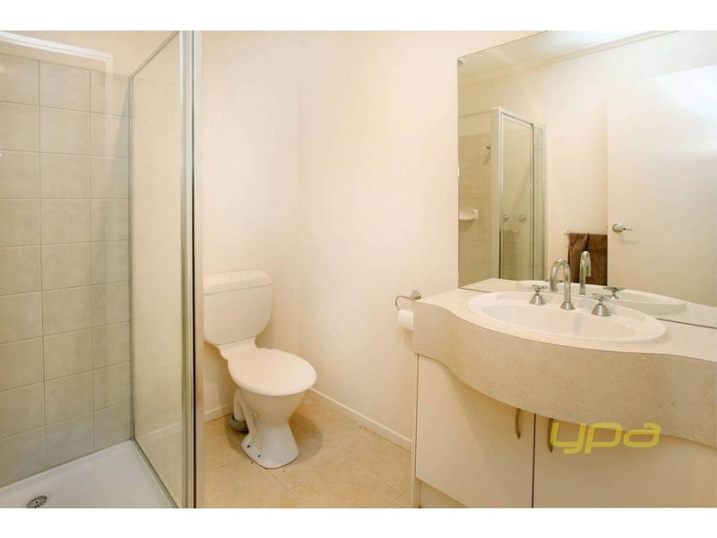 6 Shandeau Boardwalk, Melton West VIC 3337