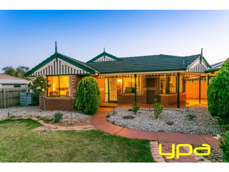 12 Pascoe Court, Melton West VIC 3337