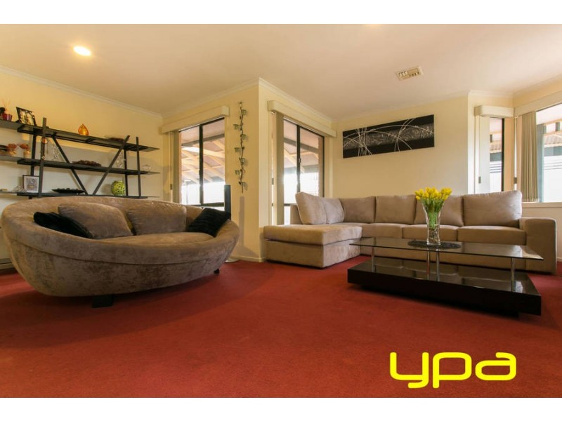 12 Pascoe Court, Melton West VIC 3337