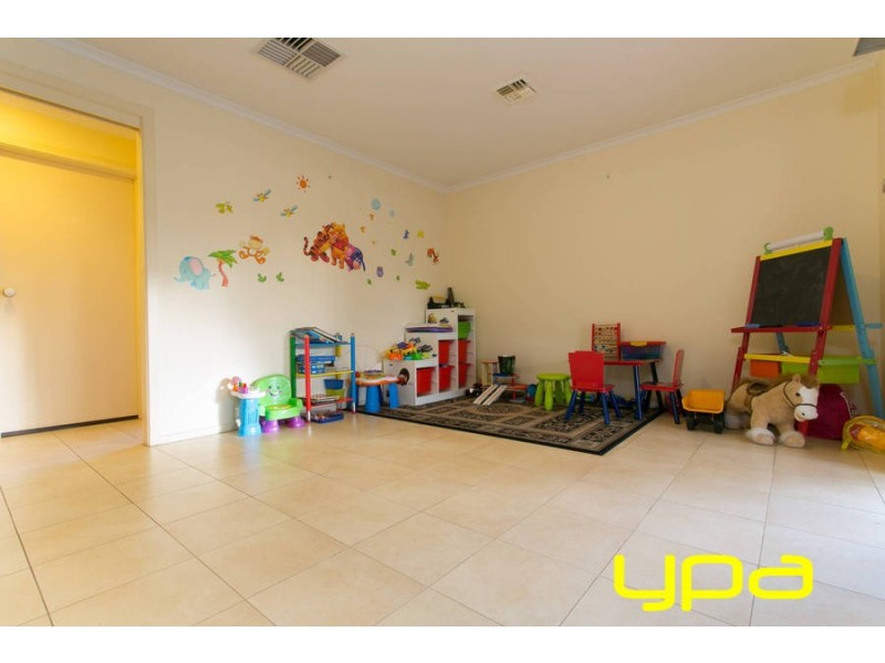 12 Pascoe Court, Melton West VIC 3337