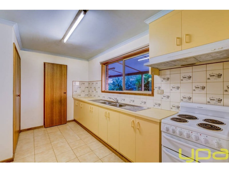 7 Roderick Drive, Kurunjang VIC 3337