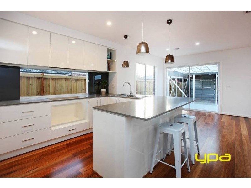 8 Gisborne Terrace, Eynesbury VIC 3338