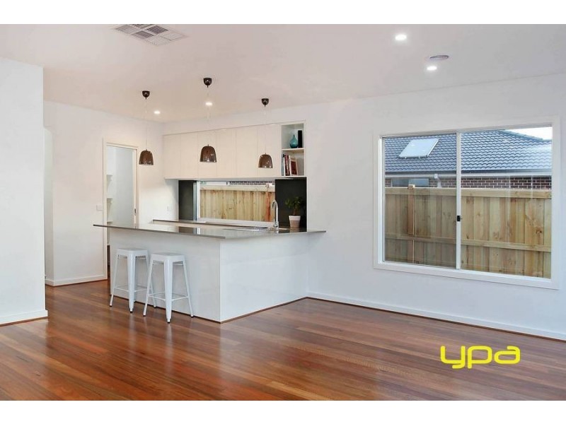 8 Gisborne Terrace, Eynesbury VIC 3338