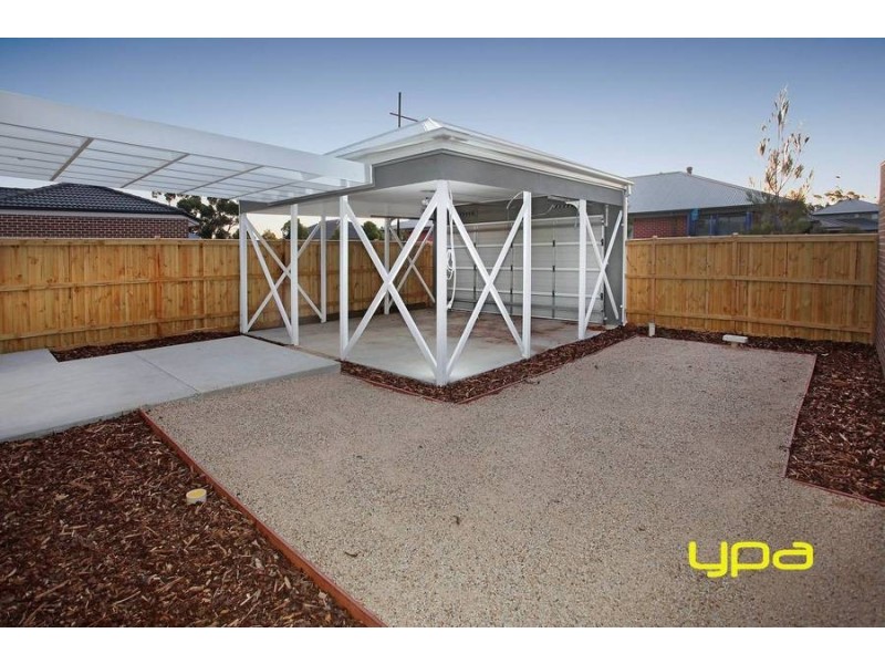 8 Gisborne Terrace, Eynesbury VIC 3338