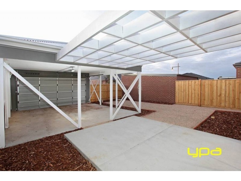 8 Gisborne Terrace, Eynesbury VIC 3338