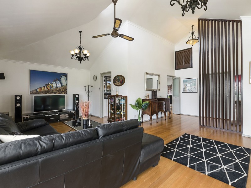 84 Richard Road, Melton South VIC 3338