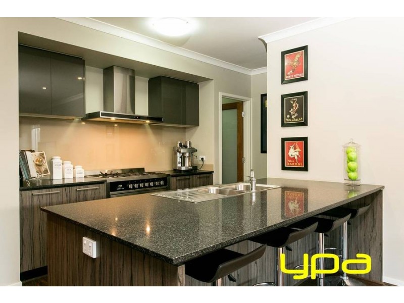 26 Viscosa Road, Brookfield VIC 3338