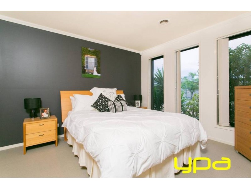 3 Glencroft Terrace, Melton West VIC 3337