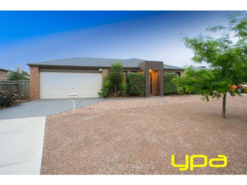 3 Glencroft Terrace, Melton West VIC 3337