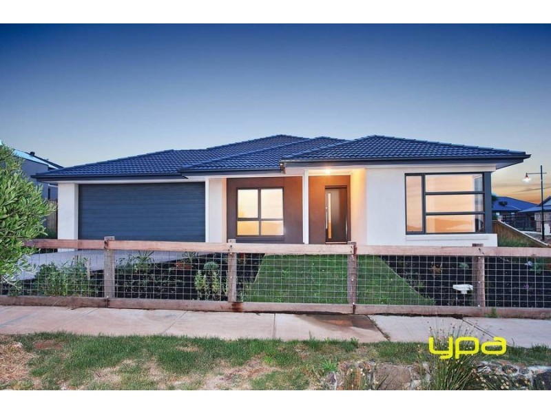 12 Goulburn Way, Eynesbury VIC 3338