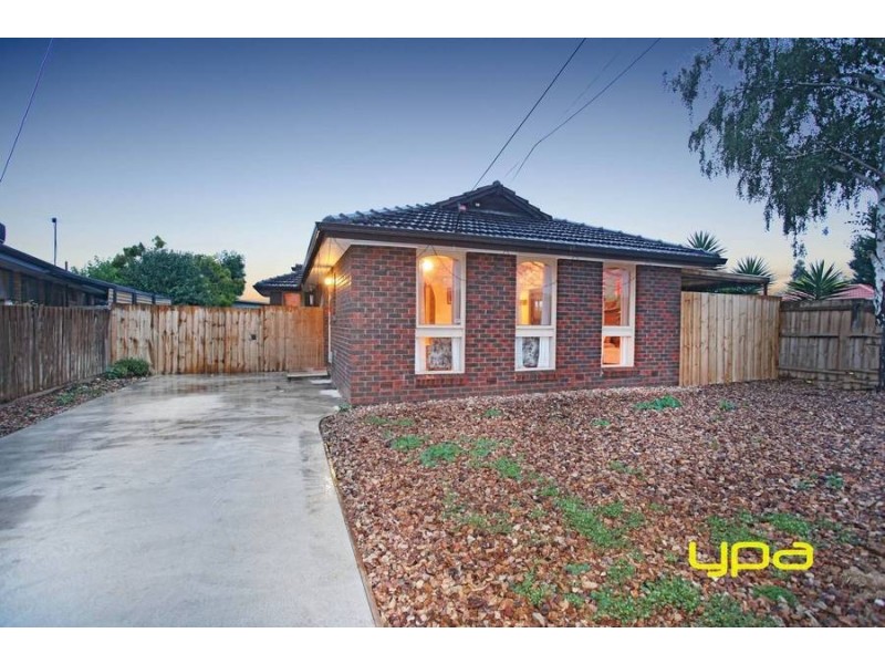 22 Bourke Road, Melton South VIC 3338