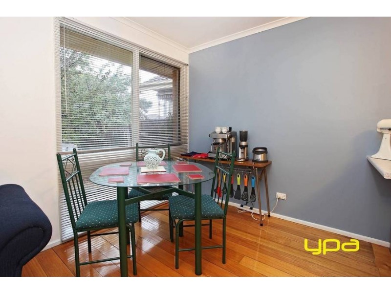 49 Falcon Drive, Melton VIC 3337