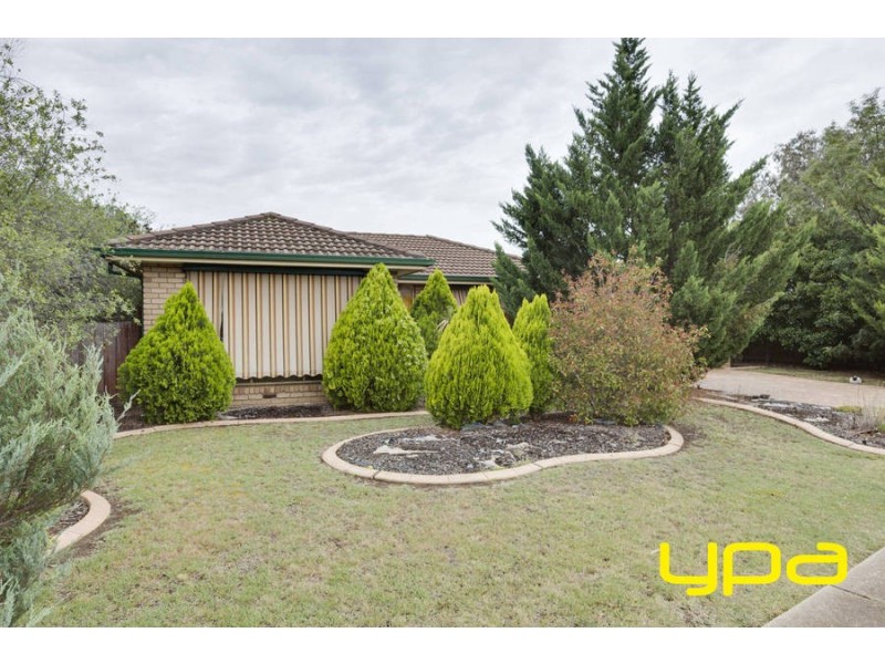 81 James Cook Drive, Melton West VIC 3337