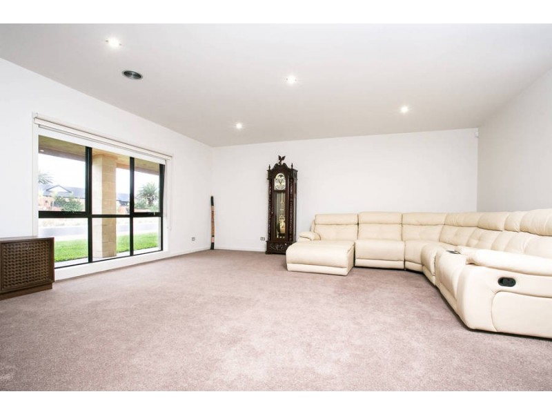 1 Highfield Way, Kurunjang VIC 3337