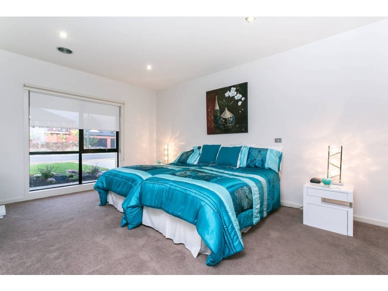 1 Highfield Way, Kurunjang VIC 3337