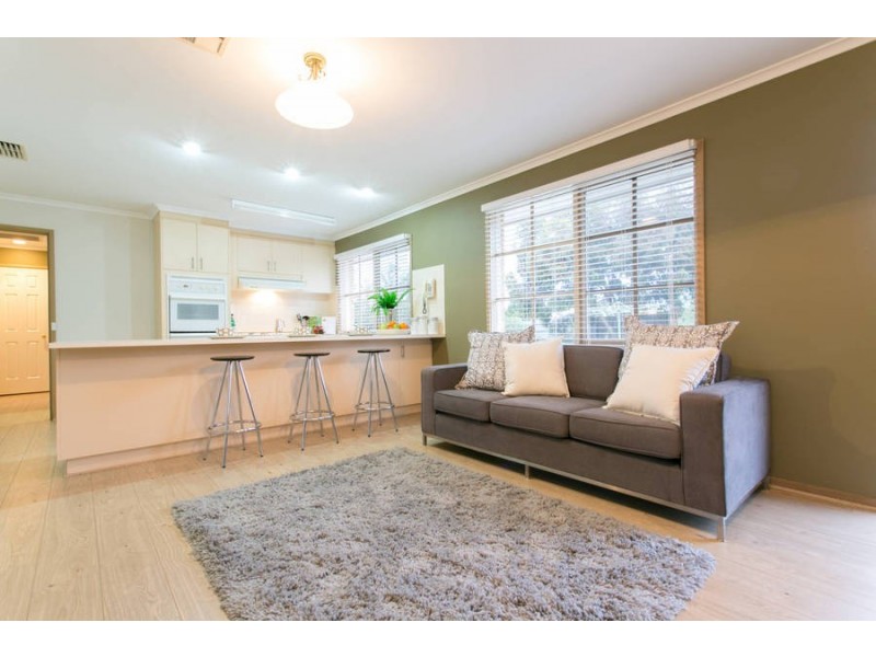 50 Springbank Way, Brookfield VIC 3338