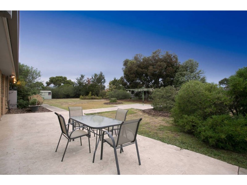 50 Springbank Way, Brookfield VIC 3338