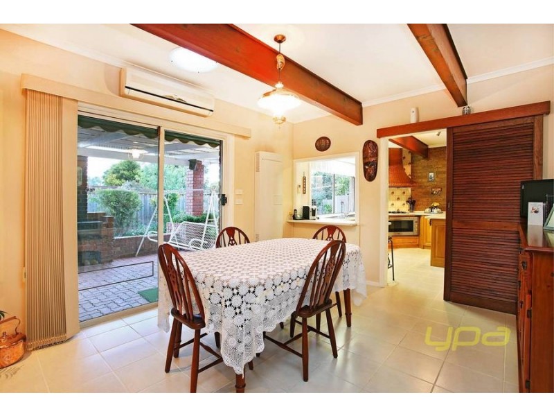 1 Valerie Court, Melton South VIC 3338