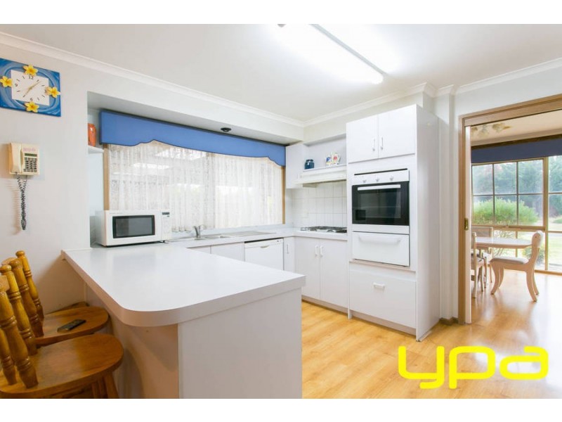 2 Pimbit Court, Kurunjang VIC 3337