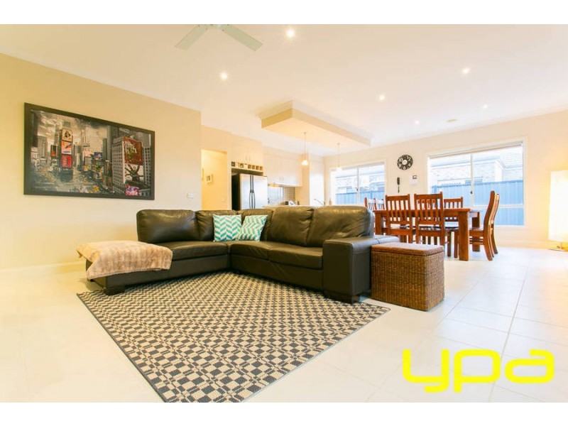 67 Lakewood Boulevard, Melton VIC 3337