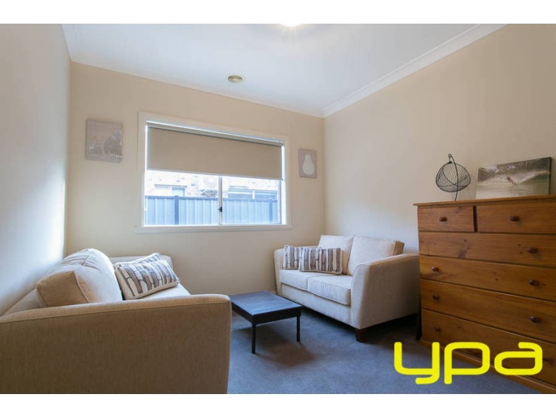 67 Lakewood Boulevard, Melton VIC 3337