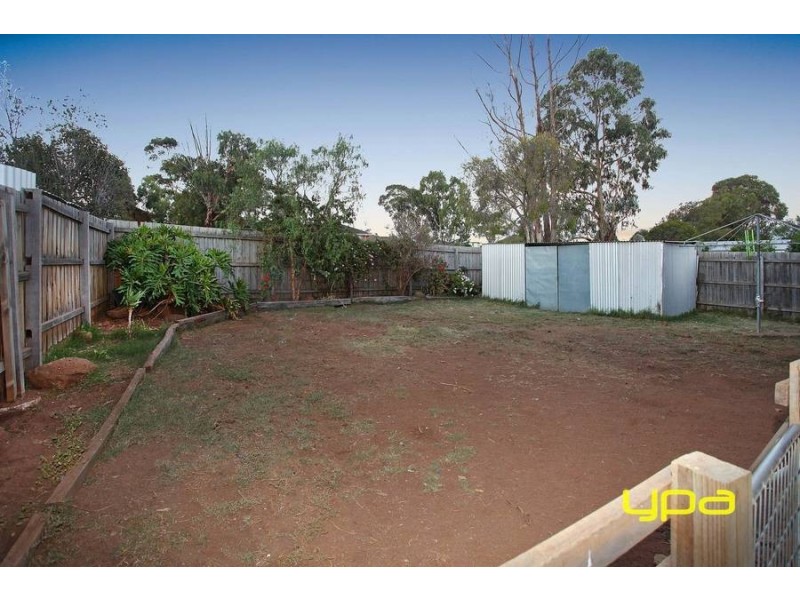 48 Manson Drive, Melton South VIC 3338