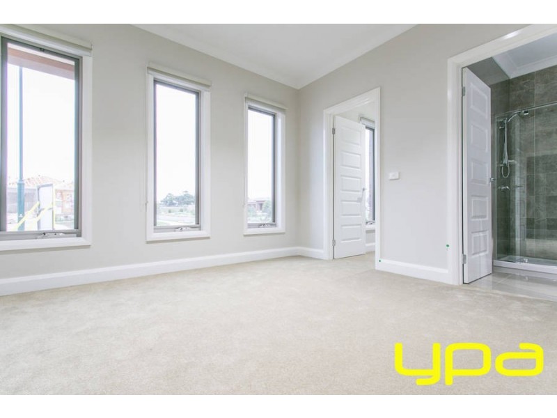 1 Caruana Crescent, Melton West VIC 3337