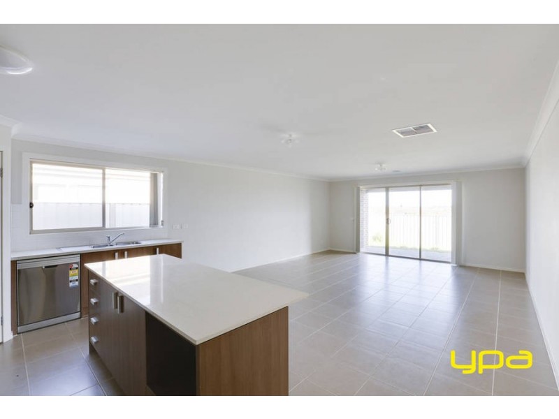 9 Raven Street, Brookfield VIC 3338