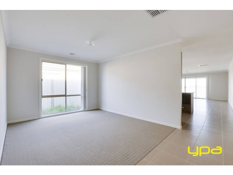 9 Raven Street, Brookfield VIC 3338