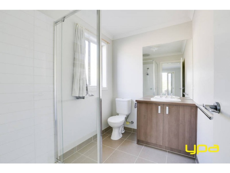 9 Raven Street, Brookfield VIC 3338