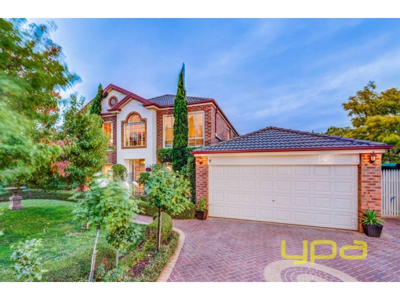 10 Jinda Place, Melton West VIC 3337