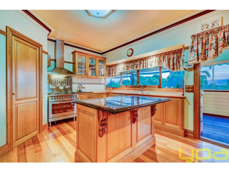 4 Maplewood Close, Brookfield VIC 3338