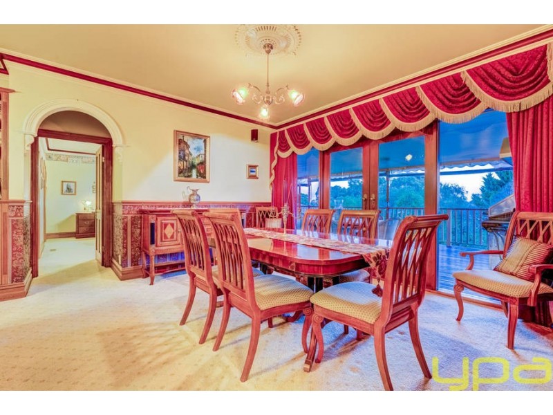 4 Maplewood Close, Brookfield VIC 3338