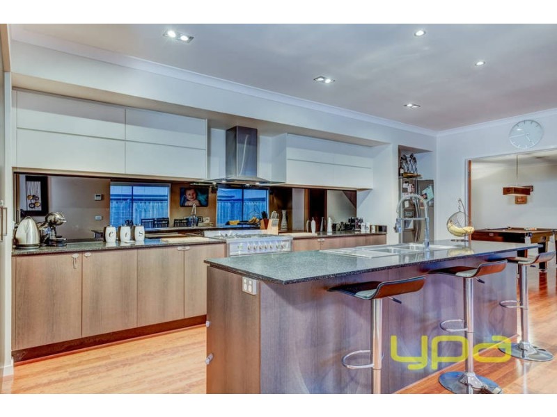 60 Gallery Avenue, Melton West VIC 3337