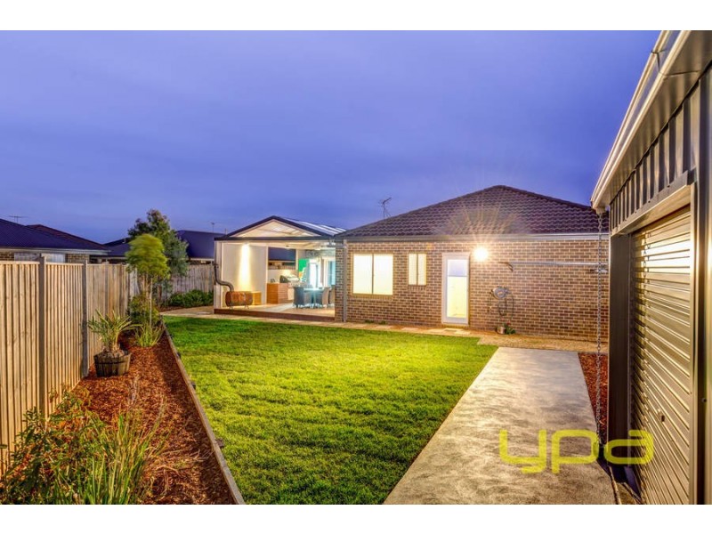 60 Gallery Avenue, Melton West VIC 3337