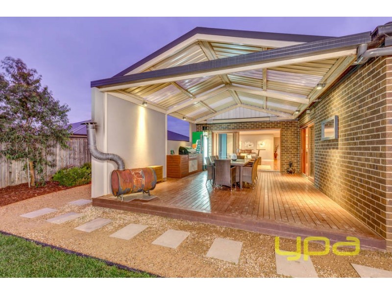 60 Gallery Avenue, Melton West VIC 3337