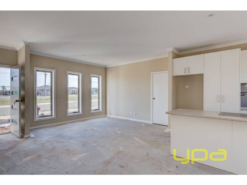 1/276 Bulmans Road, Melton West VIC 3337