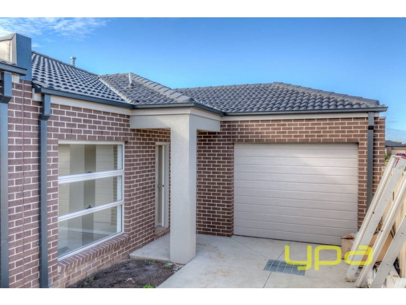 1/276 Bulmans Road, Melton West VIC 3337
