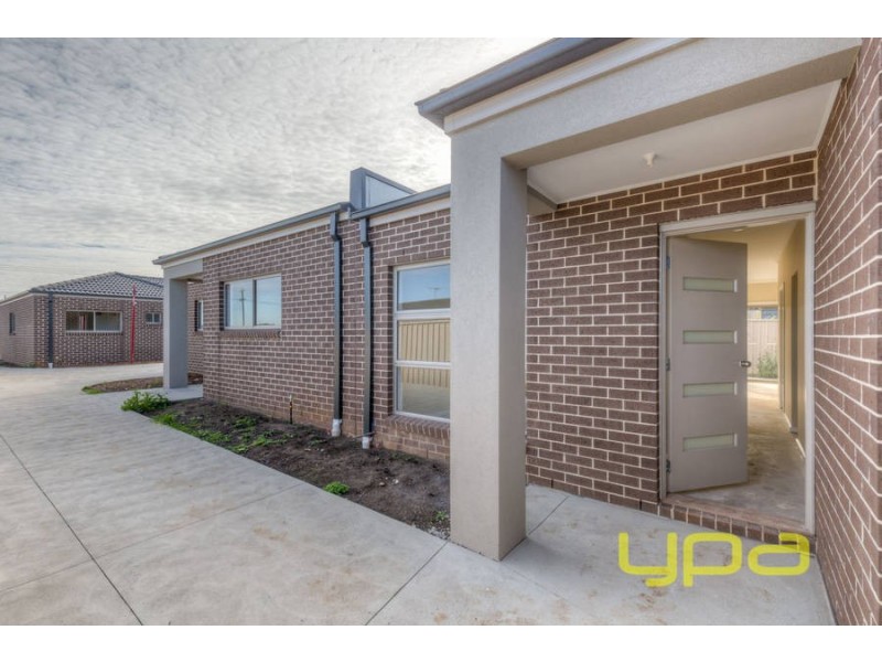 1/276 Bulmans Road, Melton West VIC 3337
