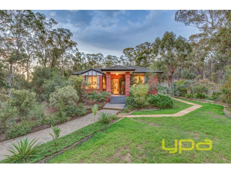 2/60 Hjorths Road, Toolern Vale VIC 3337