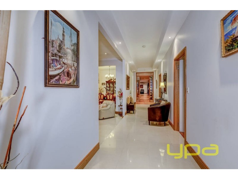 2/60 Hjorths Road, Toolern Vale VIC 3337