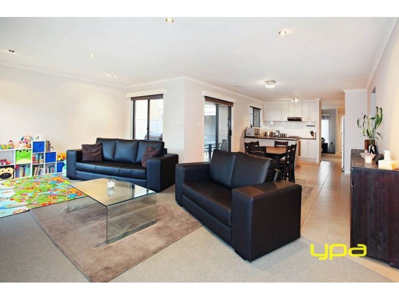 9 Borrowdale Road, Melton West VIC 3337