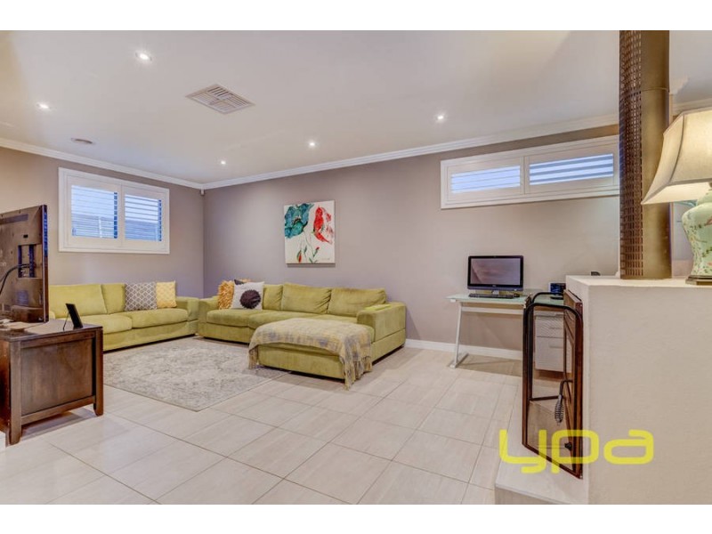 15  Parris Avenue, Melton West VIC 3337