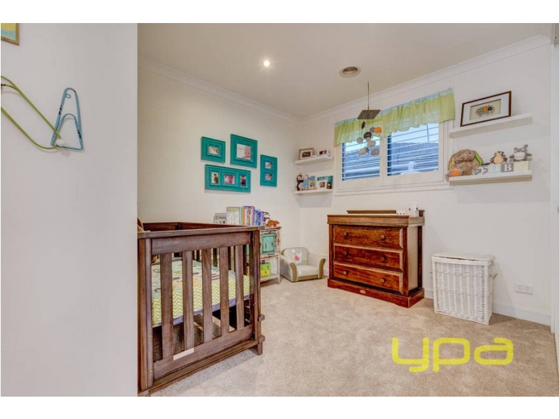 15  Parris Avenue, Melton West VIC 3337