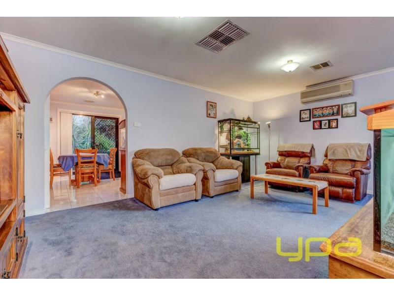 5 Moodie Street, Melton South VIC 3338